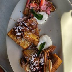 Burnt Toast - Flight of French Toast - Elvis, Apple, and Strawberry...so yummy
