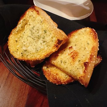 Altura Lounge and Bistro - Garlic Bread - Pizza Near Me - Salinas, California Altura Lounge and Bistro - Garlic Bread - Pizza Near Me - Salinas, California