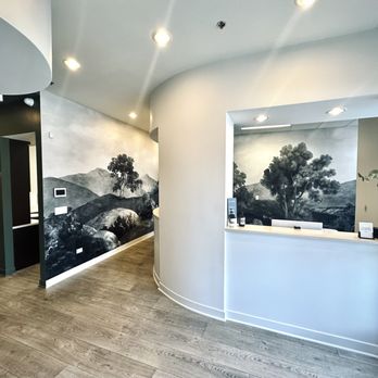 BRUSHHAUS - Updated September 2025 - 14 Photos & 22 Reviews