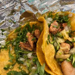two tacos on a plate