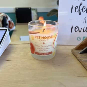 Goat and Bear Grooming Salon - This candle smells SO good. You smell no animals!!! - Pet Groomers Near Me - Tigard, Oregon Goat and Bear Grooming Salon - This candle smells SO good. You smell no animals!!! - Pet Groomers Near Me - Tigard, Oregon
