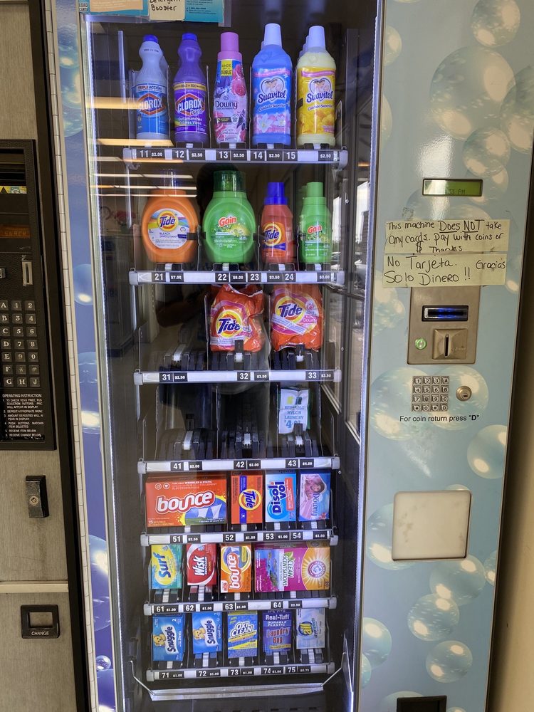 B&B LAUNDROMAT Updated July 2024 18 Photos & 47 Reviews 108 Lamar