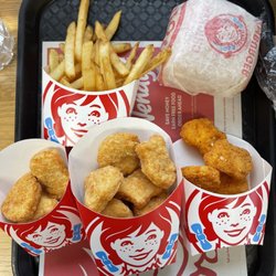 Wendy's - 5-piece Chicken Nuggets 5-piece Spicy Chicken Nuggets Natural-cut French Fries   @dangit.all