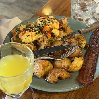 Berkeley Social Club - K.F.C. Benedict - Breakfast & Brunch Near Me - Berkeley, California