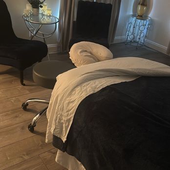 The Lux Day Spa - Reflexology Near Me - Riverside, California