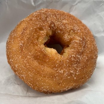 Apple Hut - Desserts Near Me - Beloit, Wisconsin