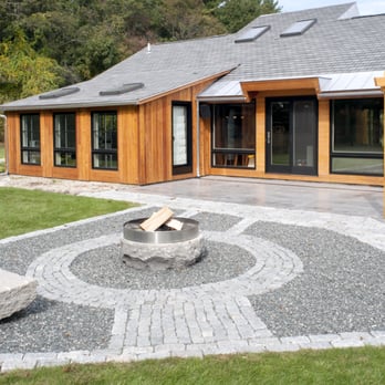 Metroform Design - a patio with a fire pit - General Contractors Near Me - Peabody, Massachusetts