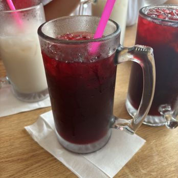 El Mixteco - Aguga de Jamaica y horchata - Mexican Near Me - Morrow, Georgia