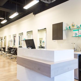In Salon - Hair Salons Near Me - Oakville, Ontario In Salon - Hair Salons Near Me - Oakville, Ontario