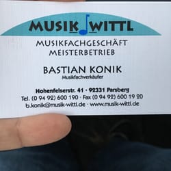 Musik Wittl - Friendly employee with all the answers.