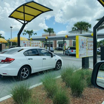 Sonic Drive-In - Double ordering lanes - Burgers Near Me - Coral Springs, Florida Sonic Drive-In - Double ordering lanes - Burgers Near Me - Coral Springs, Florida