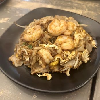 Nami Ramen - Char Kway Teow (Singaporean) - Ramen Near Me - Saint Louis, Missouri