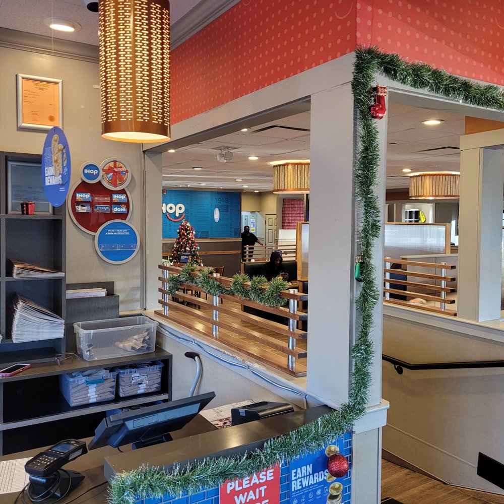 IHOP - Front Entrance - American Near Me - Manchester, Connecticut IHOP - Front Entrance - American Near Me - Manchester, Connecticut