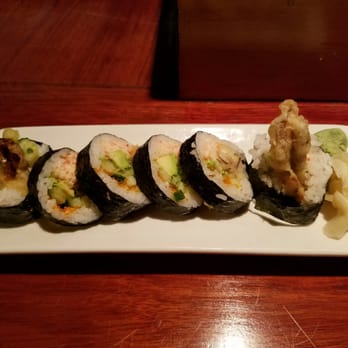 Umi Sake House - Spider roll. Like 6 bucks at happy hour - Sushi Bars Near Me - Seattle, Washington Umi Sake House - Spider roll. Like 6 bucks at happy hour - Sushi Bars Near Me - Seattle, Washington