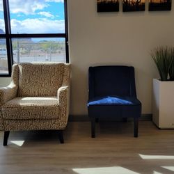 Rockside Dental - Lobby, they are currently expanding so their parking lot area is under construction