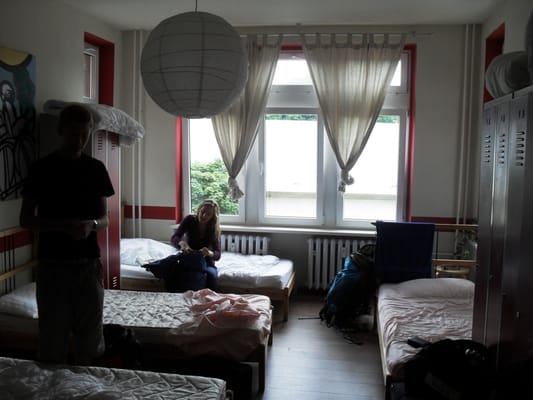 re4hostel by null