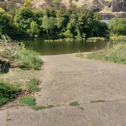 Happy Tails Dog Park - Beach access