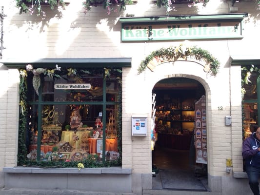 Käthe Wohlfahrt by null