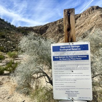 Magnesia Springs Canyon - Hiking Near Me - Rancho Mirage, California Magnesia Springs Canyon - Hiking Near Me - Rancho Mirage, California