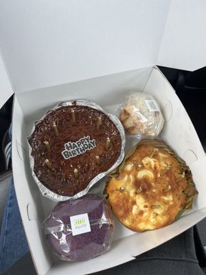 Auntie Em's Fine Foods & Pastries by null