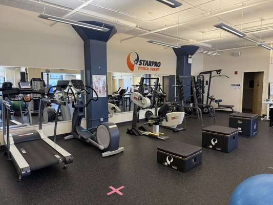 Starpro STARPRO PHYSICAL THERAPY - Updated June 2026 - 10 Photos - 333 West ...