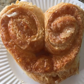Panaderia Lemy - Delicate and flaky - Bakeries Near Me - Levittown, Puerto Rico