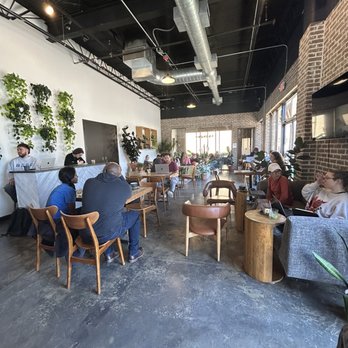 Native Coffee - seating - Coffee & Tea Near Me - Dallas, Texas