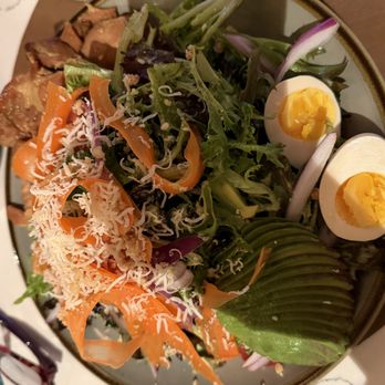 Almighty Bistro - Chef's Island Ranch Salad - Gluten-Free Near Me - El Dorado Hills, California
