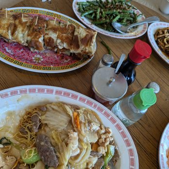 Peking Restaurant - Overview of table - Chinese Near Me - Westminster, California