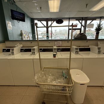 Wash and Wear - Single Load Washers - Laundry Services Near Me - Big Bear Lake, California Wash and Wear - Single Load Washers - Laundry Services Near Me - Big Bear Lake, California