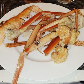Plumeria Beach House - Stuffed salmon, crab legs, salt & pepper shrimp. - Breakfast & Brunch Near Me - Honolulu, Hawaii Plumeria Beach House - Stuffed salmon, crab legs, salt & pepper shrimp. - Breakfast & Brunch Near Me - Honolulu, Hawaii