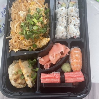 Thai Samurai - Pad Thai box - Thai Near Me - New Port Richey, Florida Thai Samurai - Pad Thai box - Thai Near Me - New Port Richey, Florida