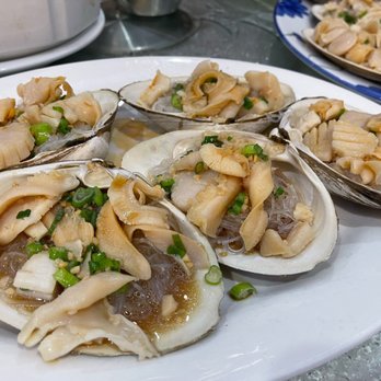 Chefs Wok - Big clams with silver noodles - Dim Sum Near Me - Alameda, California