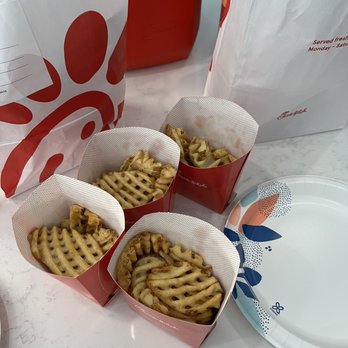 Chick-fil-A - Fast Food Near Me - La Mirada, California