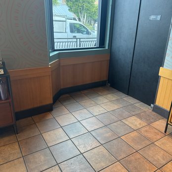 Starbucks - No bathrooms and no tables , no chairs to seat at this location:@. - Coffee & Tea Near Me - San Diego, California Starbucks - No bathrooms and no tables , no chairs to seat at this location:@. - Coffee & Tea Near Me - San Diego, California
