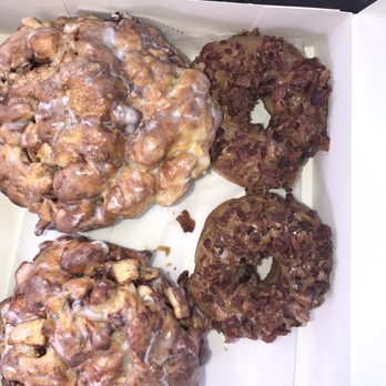 Donut King - Donuts Near Me - Winter Park, Florida