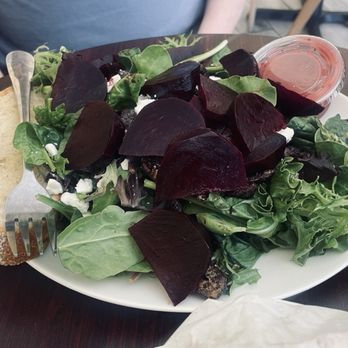 V Cafe - Roasted Beet Salad - Coffee & Tea Near Me - Long Beach, California
