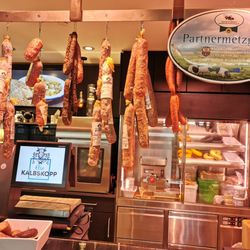 Kleinmarkthalle - Metzger Kalbskopp