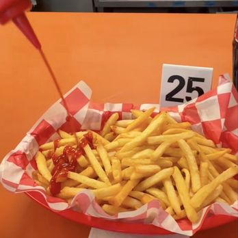 Dad's Dog & Burger - Fries - Burgers Near Me - Pittsburgh, Pennsylvania Dad's Dog & Burger - Fries - Burgers Near Me - Pittsburgh, Pennsylvania
