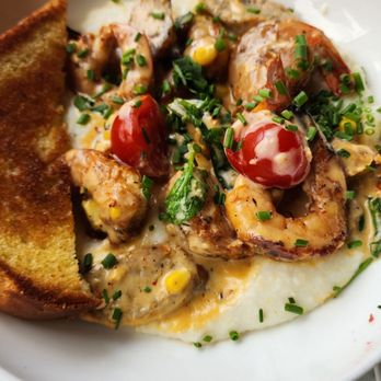 Breakfast At Barneys - Shrimp & Grits - Breakfast & Brunch Near Me - Atlanta, Georgia
