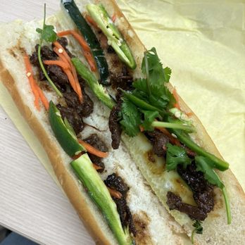 Banh Mi Fusion PDX - Beef sandwich - Food Trucks Near Me - Fairview, Oregon