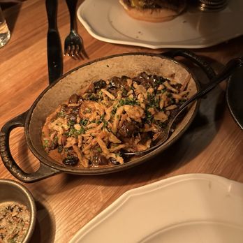 Bavette's Bar & Boeuf - Button Mushrooms - Steakhouses Near Me - Chicago, Illinois