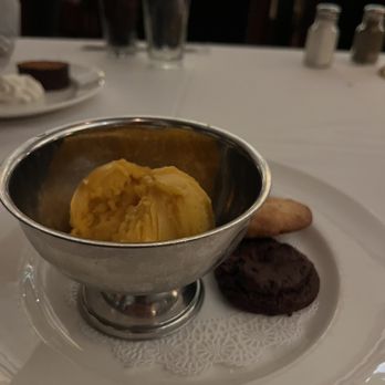 The Capital Grille - Steakhouses Near Me - Stamford, Connecticut