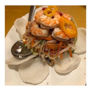 Present Restaurant - Vietnamese Near Me - Falls Church, Virginia