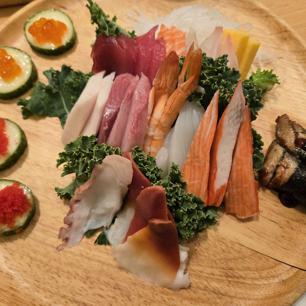 Akino - Assorted Sashimi - Sushi Bars Near Me - Elmhurst, New York Akino - Assorted Sashimi - Sushi Bars Near Me - Elmhurst, New York
