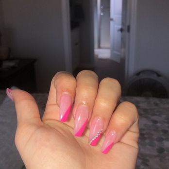 7 Nail Spa - Nail Salons Near Me - Santa Rosa, California