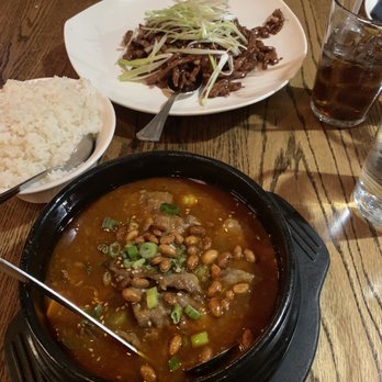 Dan Dan - Taiwanese Near Me - Wayne, Pennsylvania