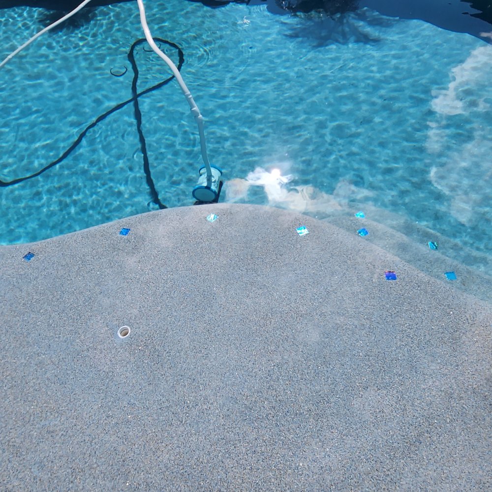 Barefoot Pools - Pool Cleaners Near Me - Gilbert, Arizona