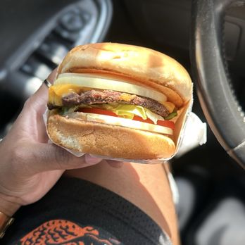 In-N-Out Burger - Cheeseburger - Burgers Near Me - Los Angeles, California In-N-Out Burger - Cheeseburger - Burgers Near Me - Los Angeles, California
