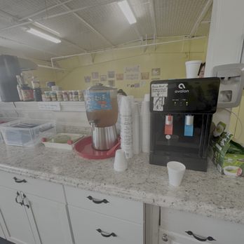 ISF Trading - interior drinks area, free - Wholesalers Near Me - Portland, Maine